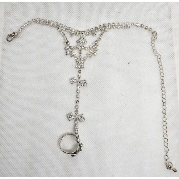 Vintage Rhinestone Bracelet & Ring Slave Chain Hand Harness Jewelry Silver Tone - Picture 1 of 4